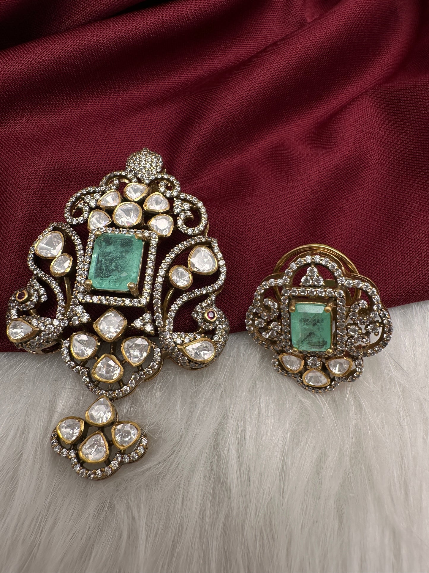 92.5 Silver Green  Moissanite Pendent Set