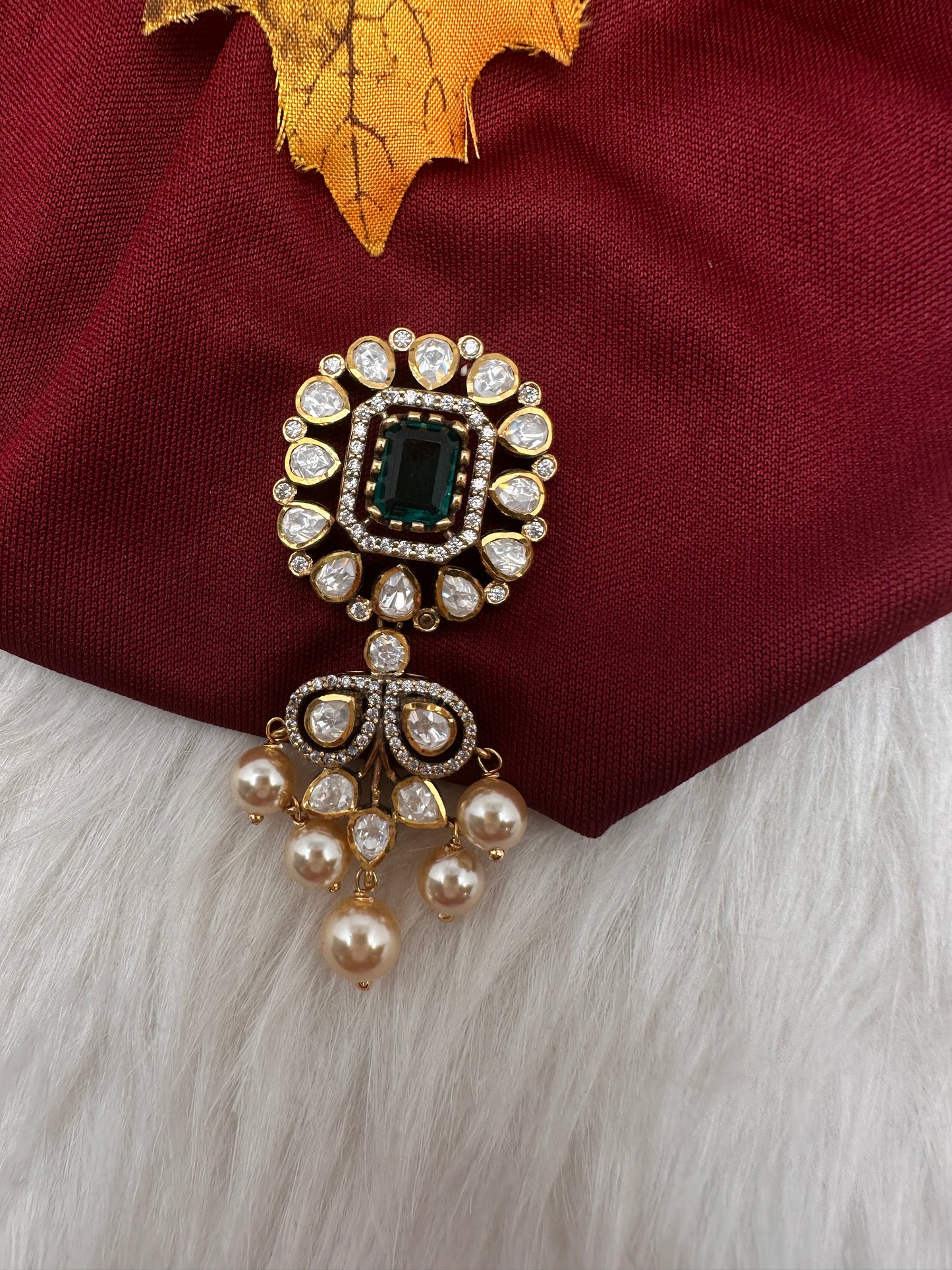 92.5 Silver Red Moissanite Green Pendent Set - 