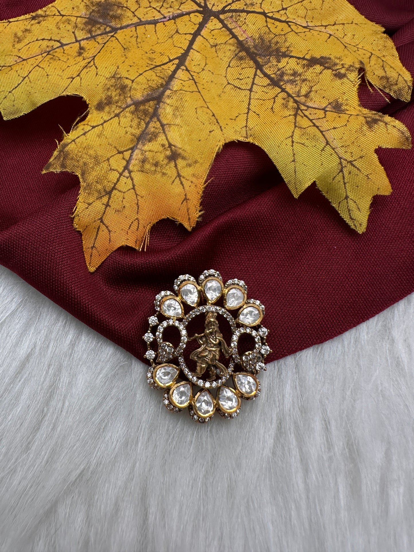 92.5 Silver Nakshi Krishna Pendent - 