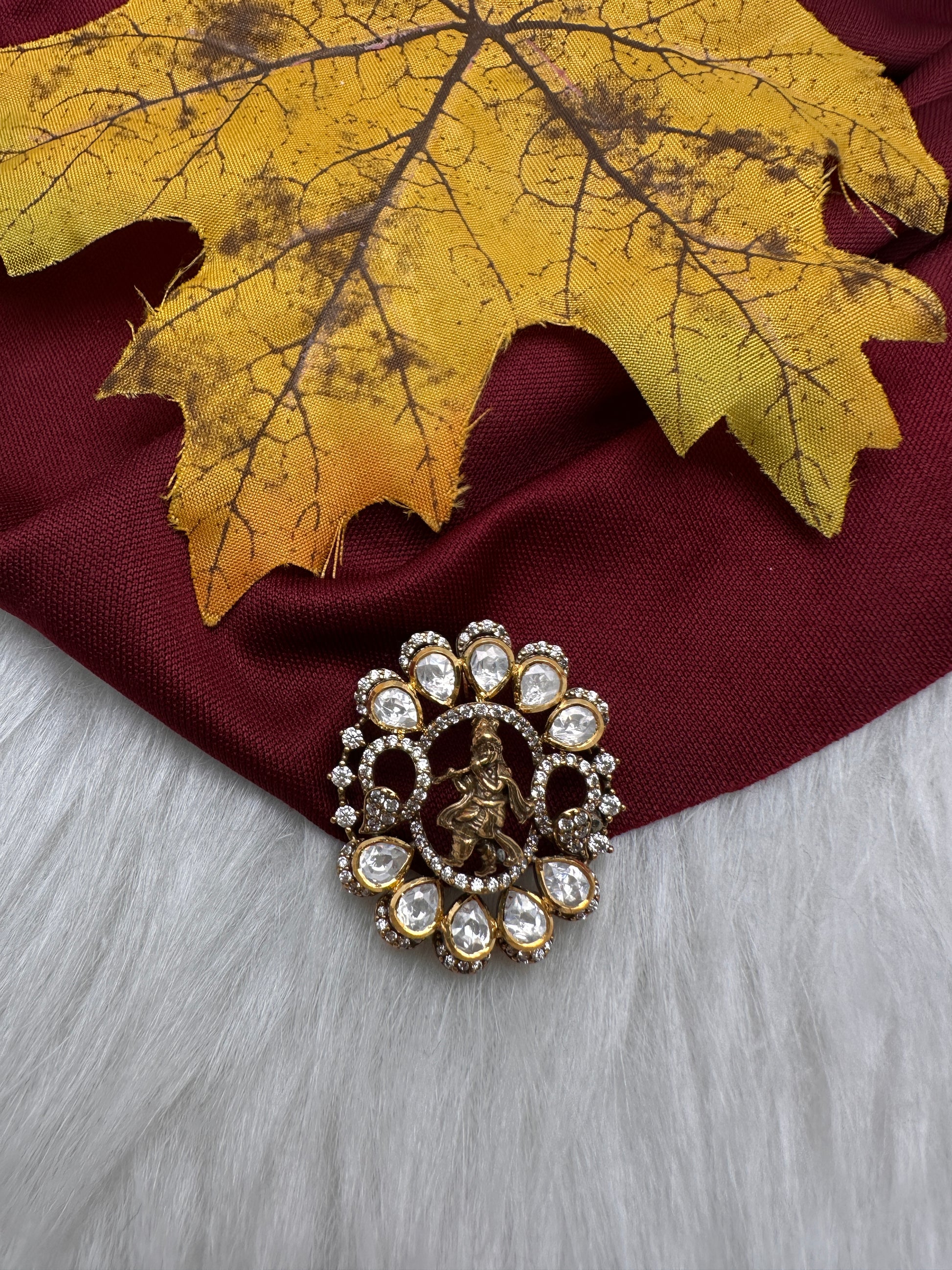 92.5 Silver Nakshi Krishna Pendent - 