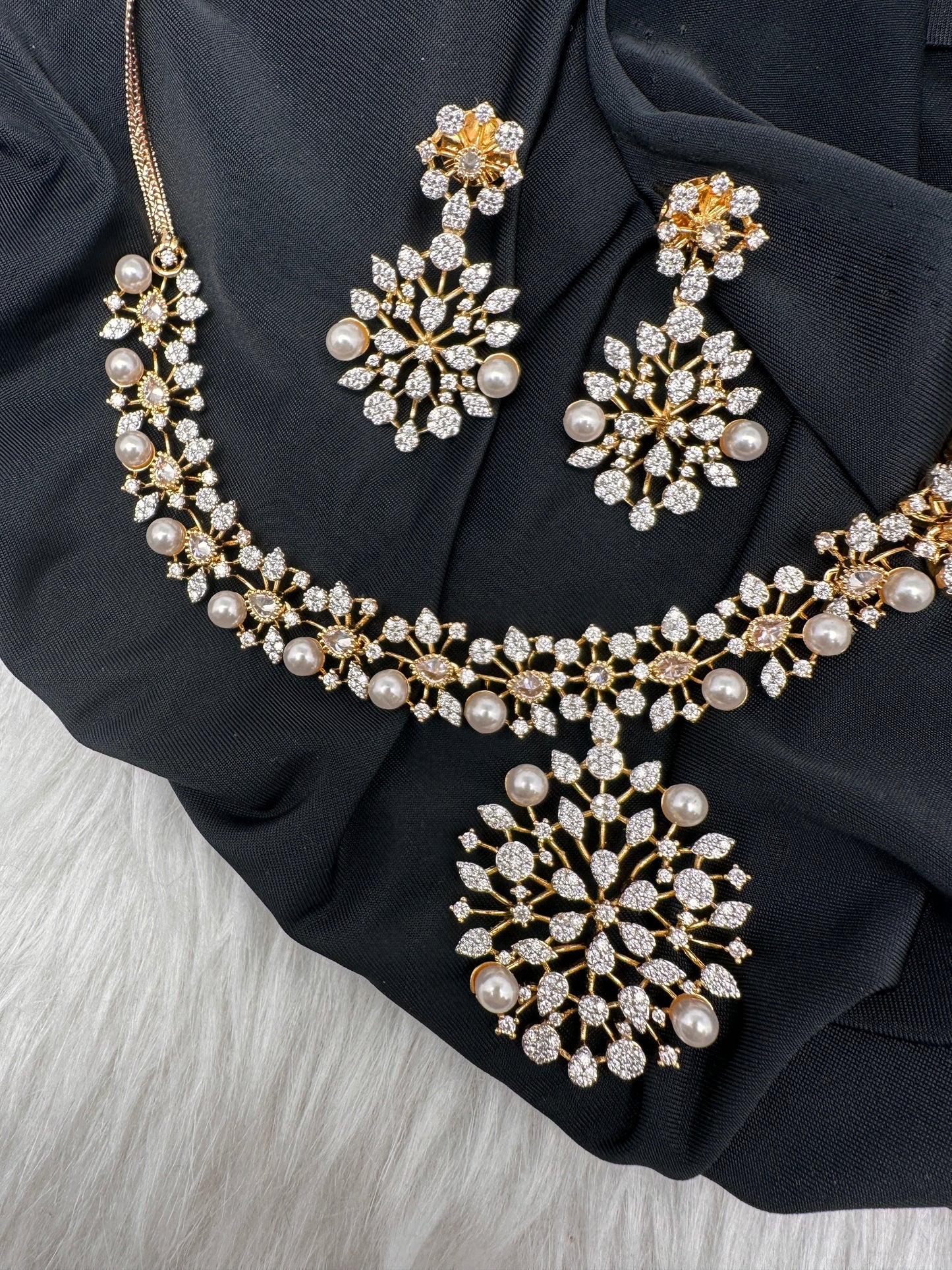 Gold Pearl Necklace