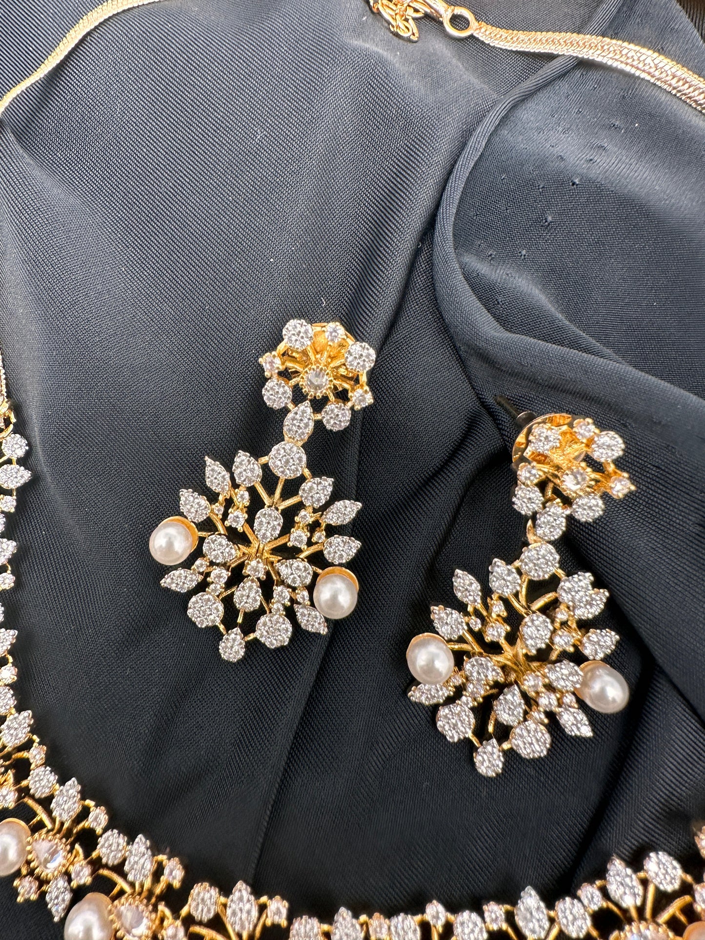 Gold Pearl Necklace