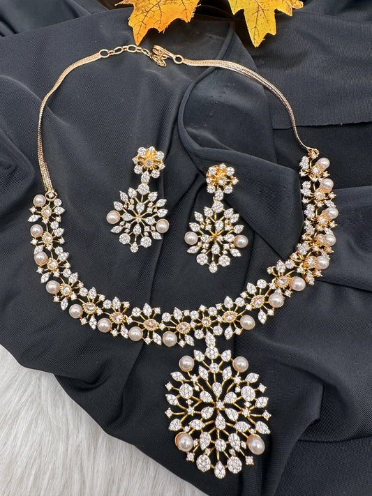Gold Pearl Necklace