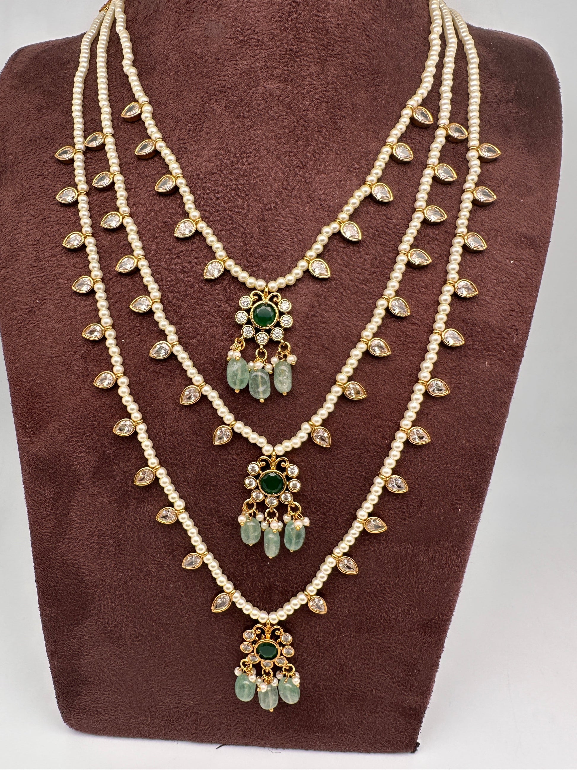 Teen Lada Multi Layer Pearl Necklace - Green