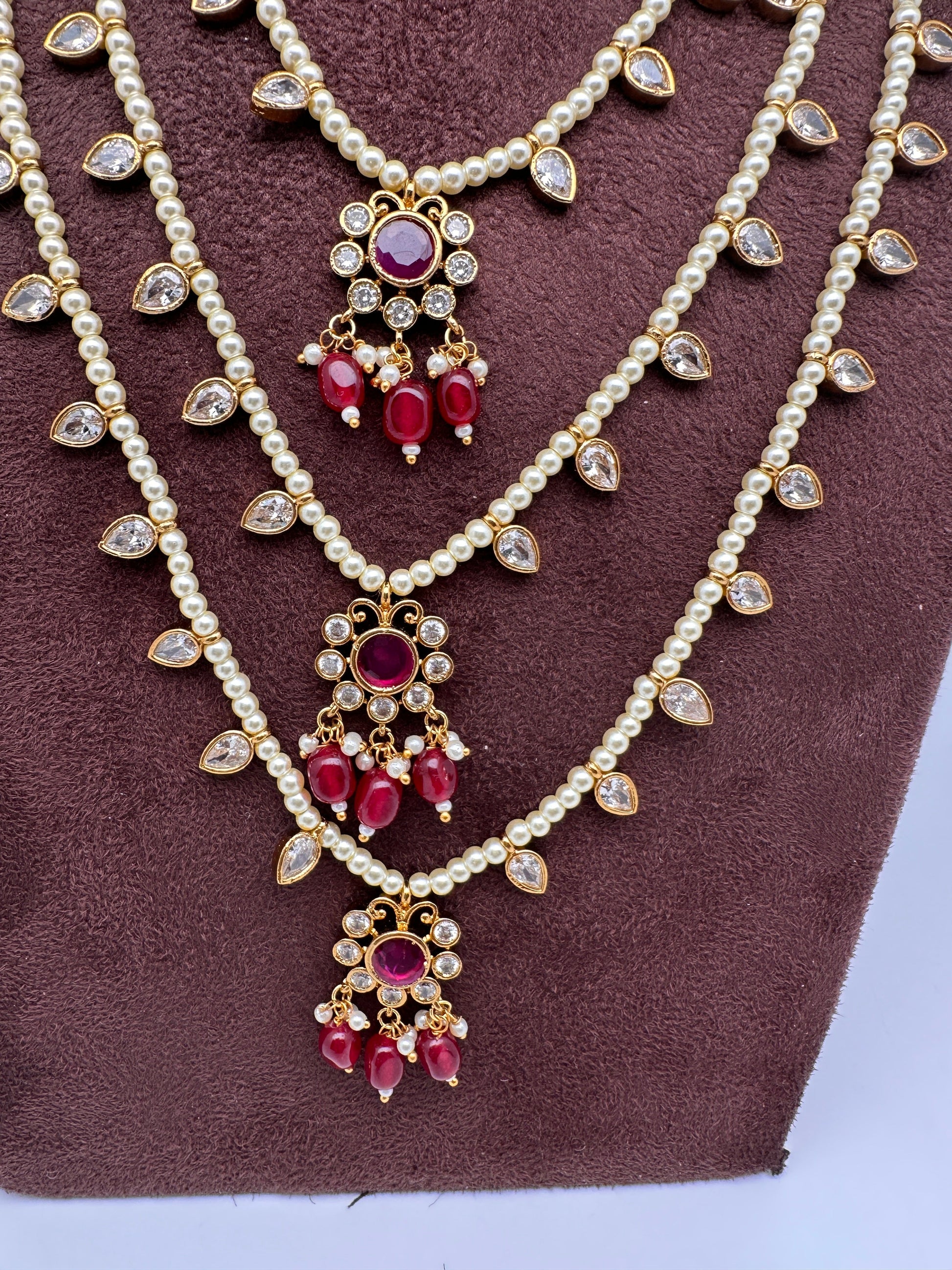 Teen Lada Multi Layer Pearl Necklace - Red