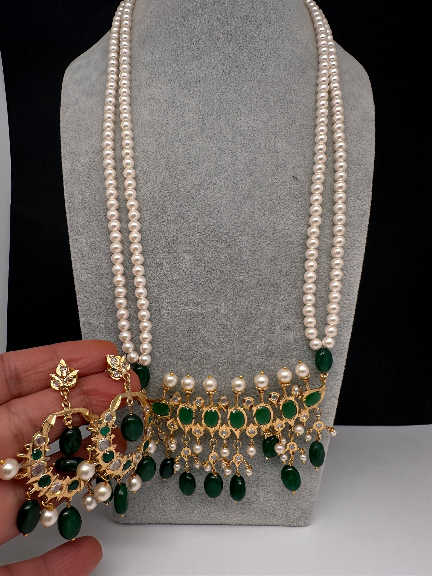 Green Tirmani Pearl Necklace