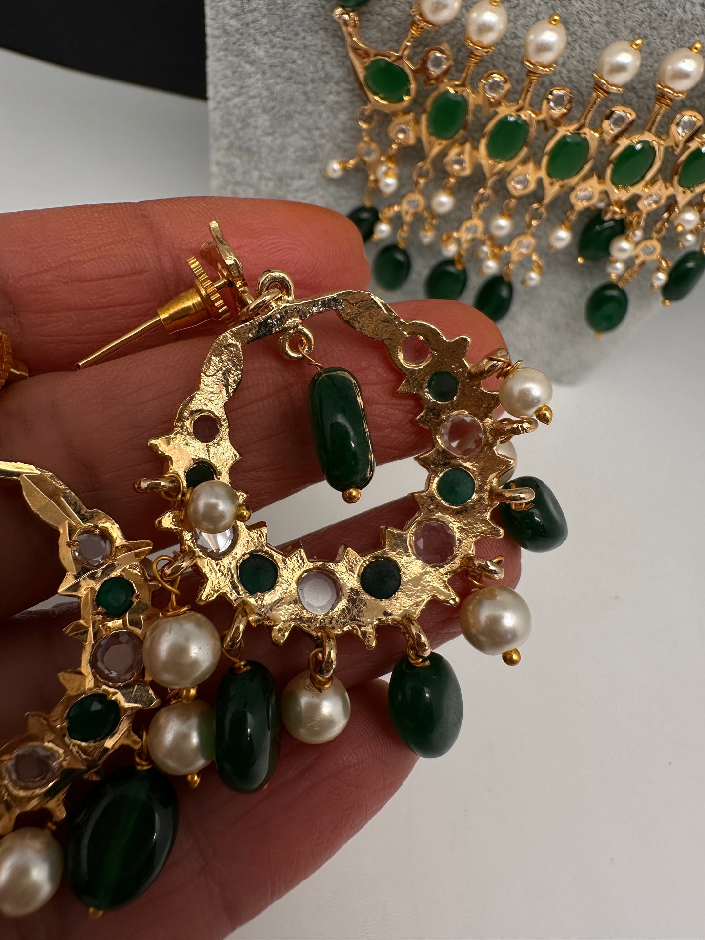 Green Tirmani Pearl Necklace