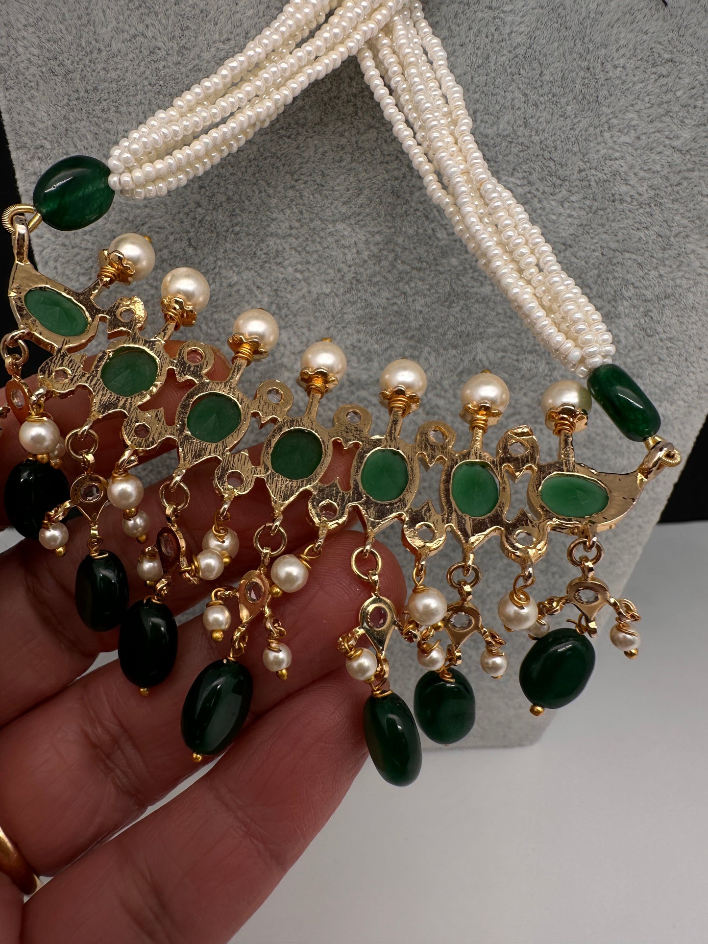 Green Tirmani Pearl Necklace