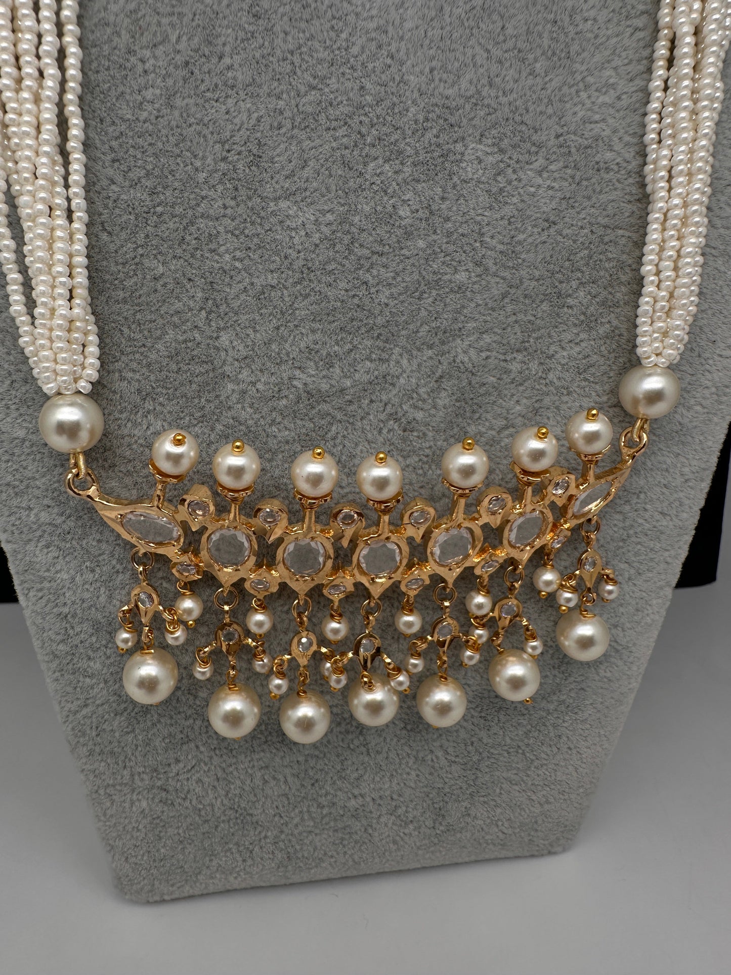 Clear Tirmani Pearl Necklace