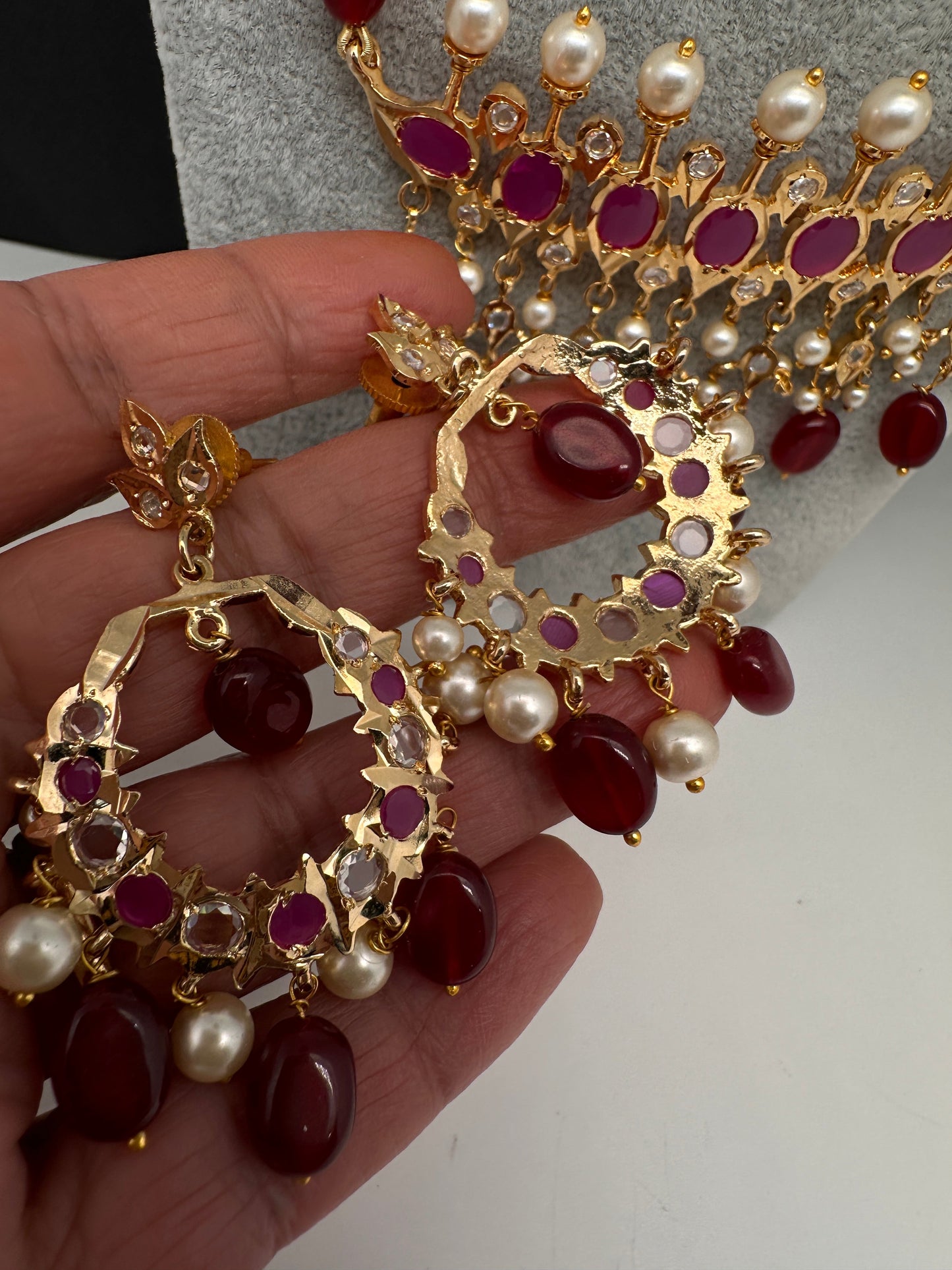 Red Tirmani Pearl Necklace