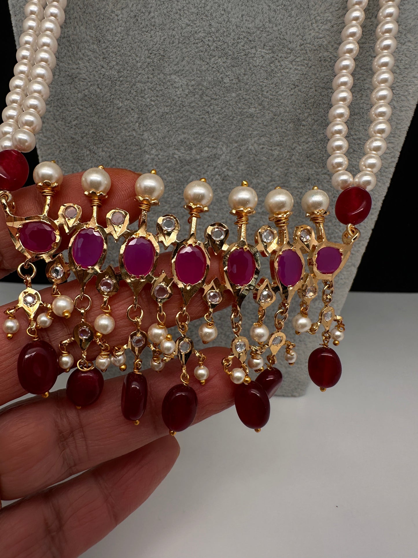 Red Tirmani Pearl Necklace