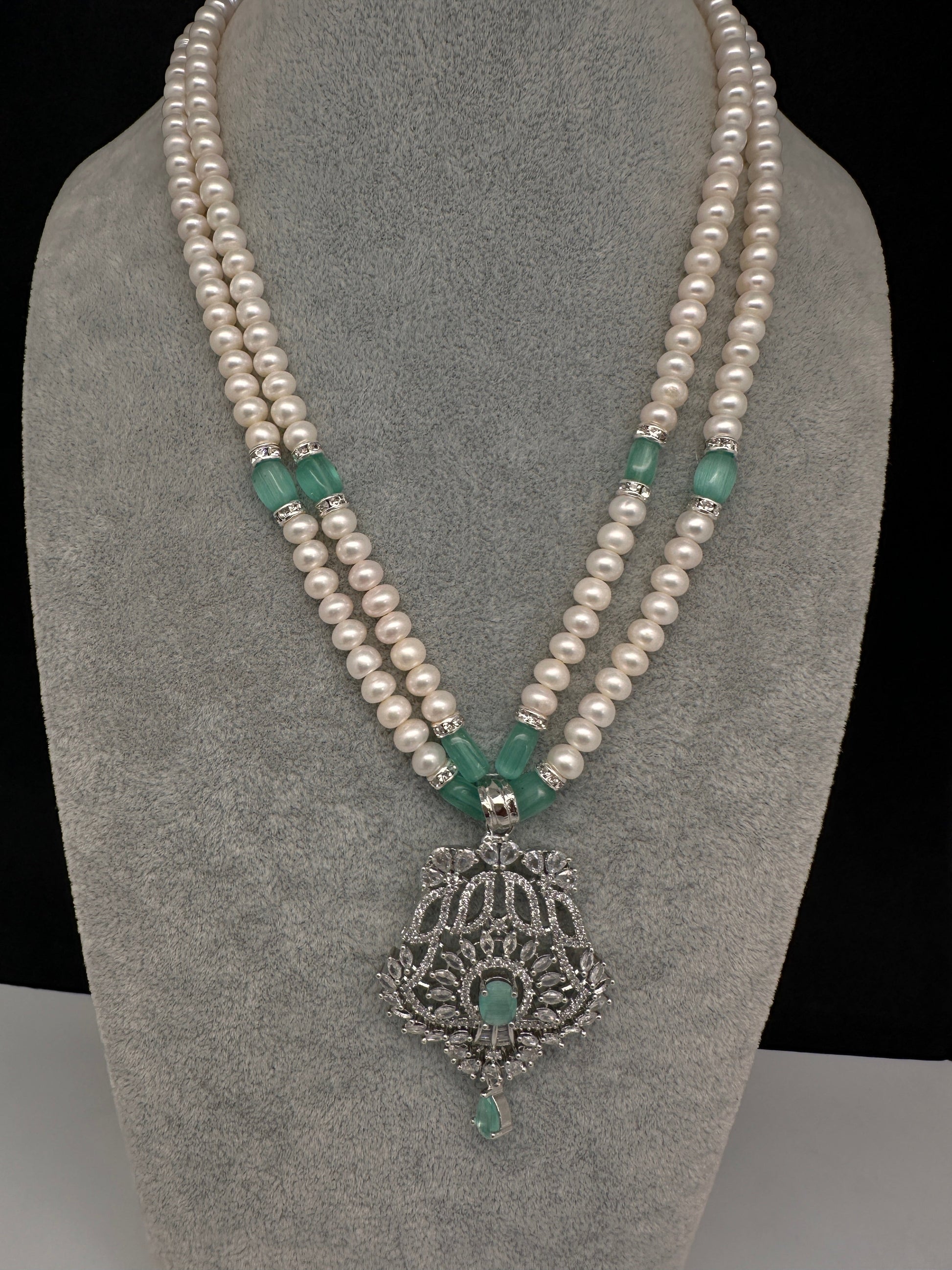 Real Fresh Water Pearls Color Stone Necklace - MintGreen
