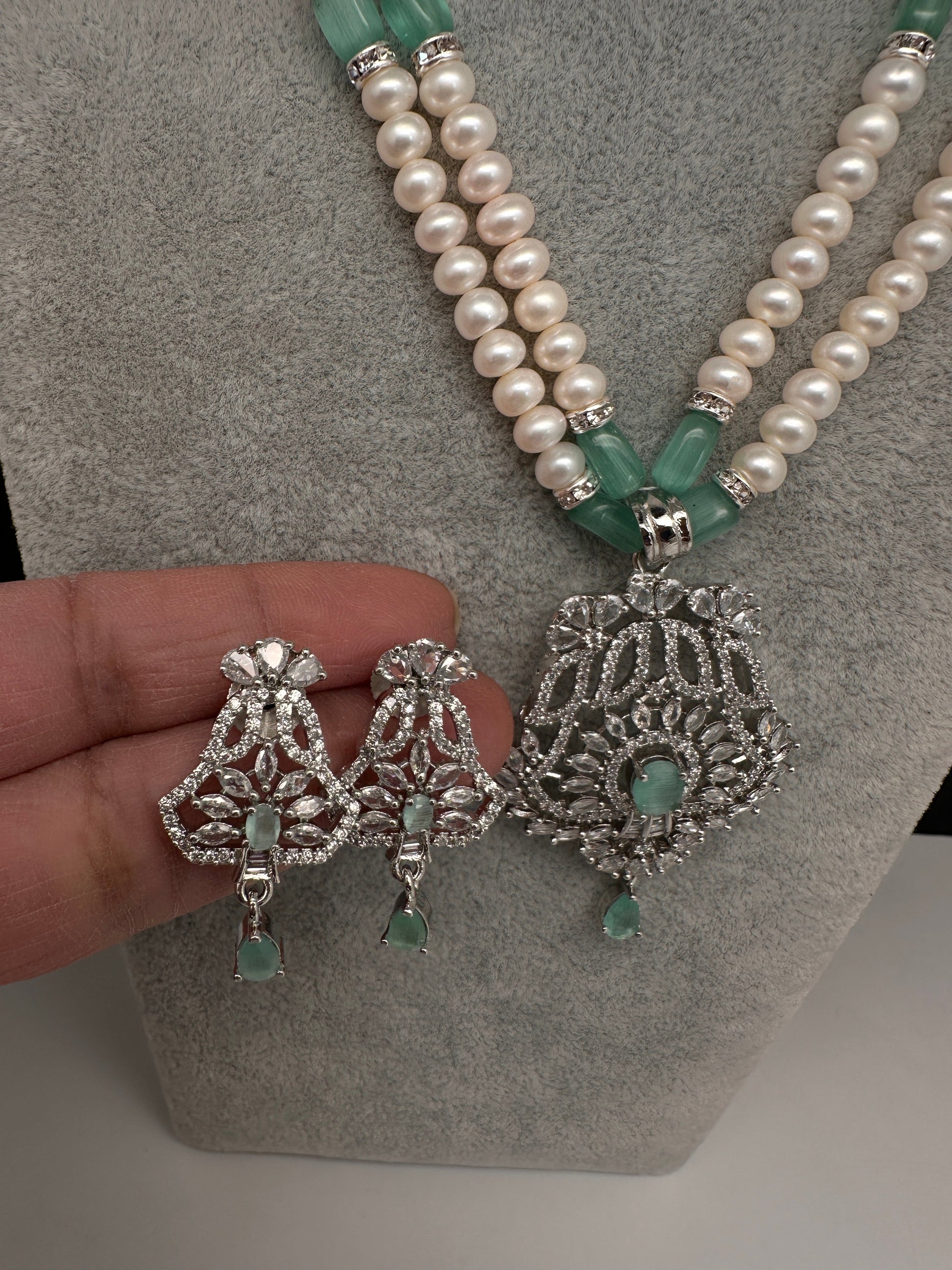 Real Fresh Water Pearls Color Stone Necklace - MintGreen