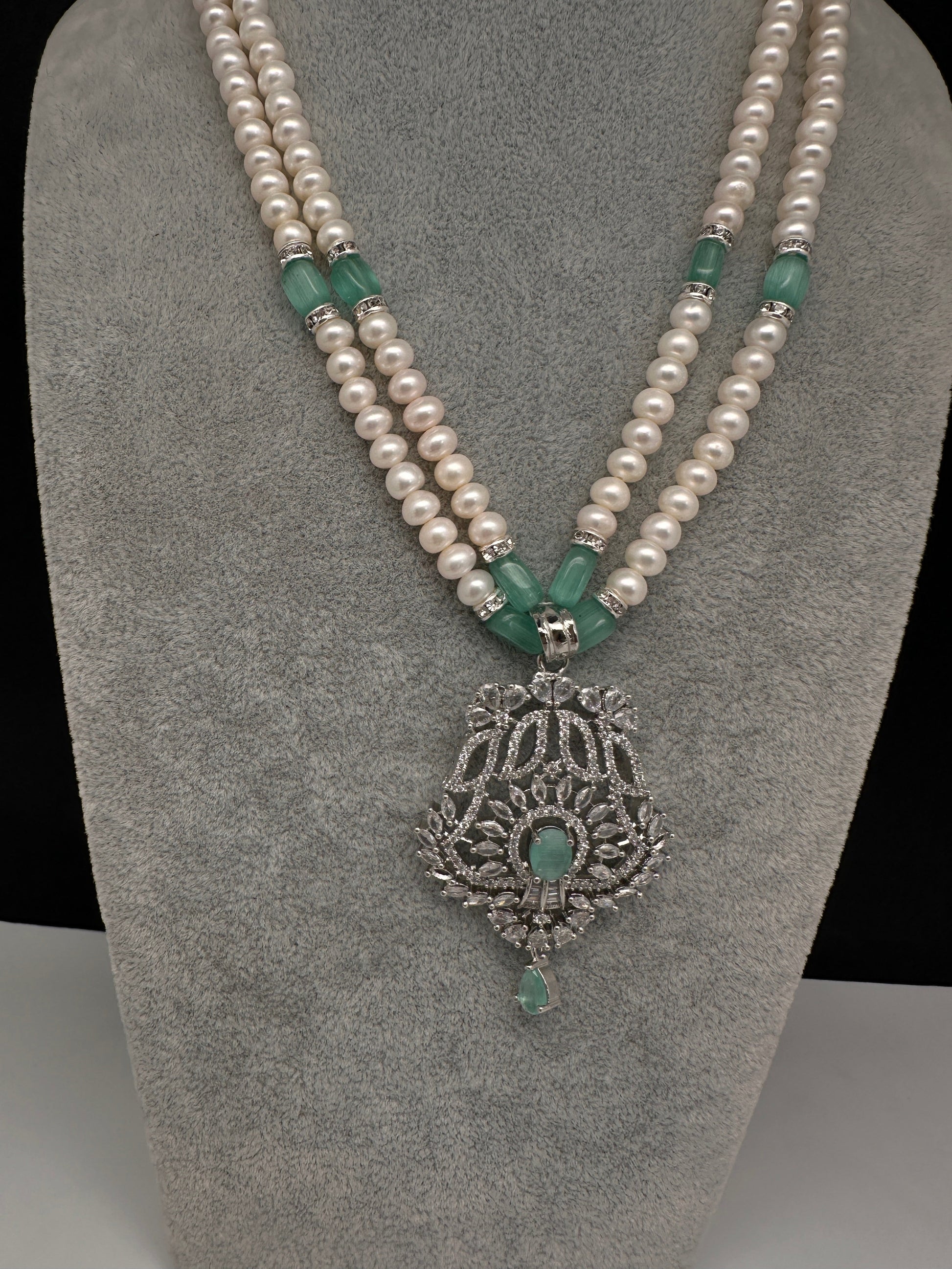 Real Fresh Water Pearls Color Stone Necklace - MintGreen