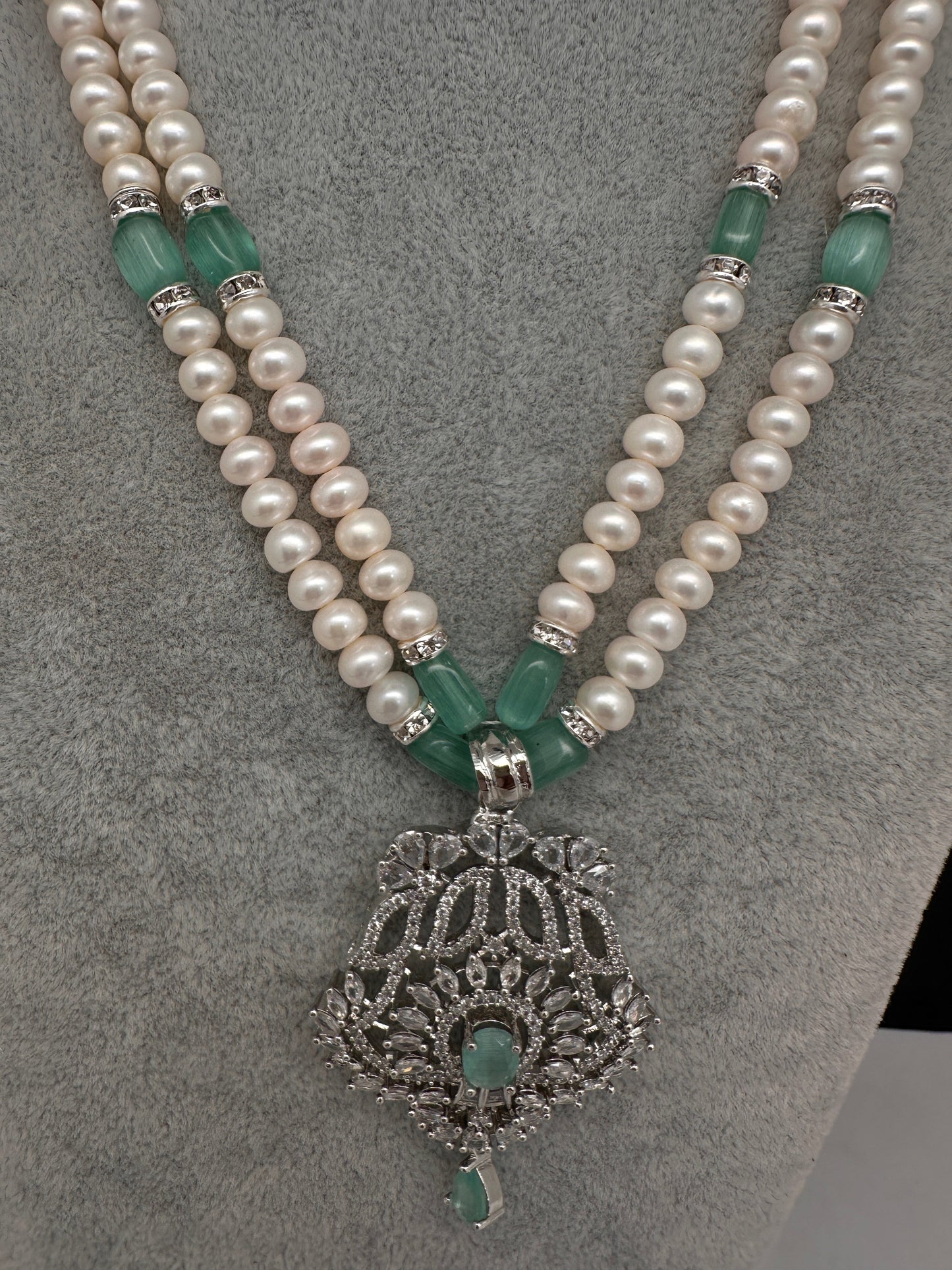 Real Fresh Water Pearls Color Stone Necklace - MintGreen