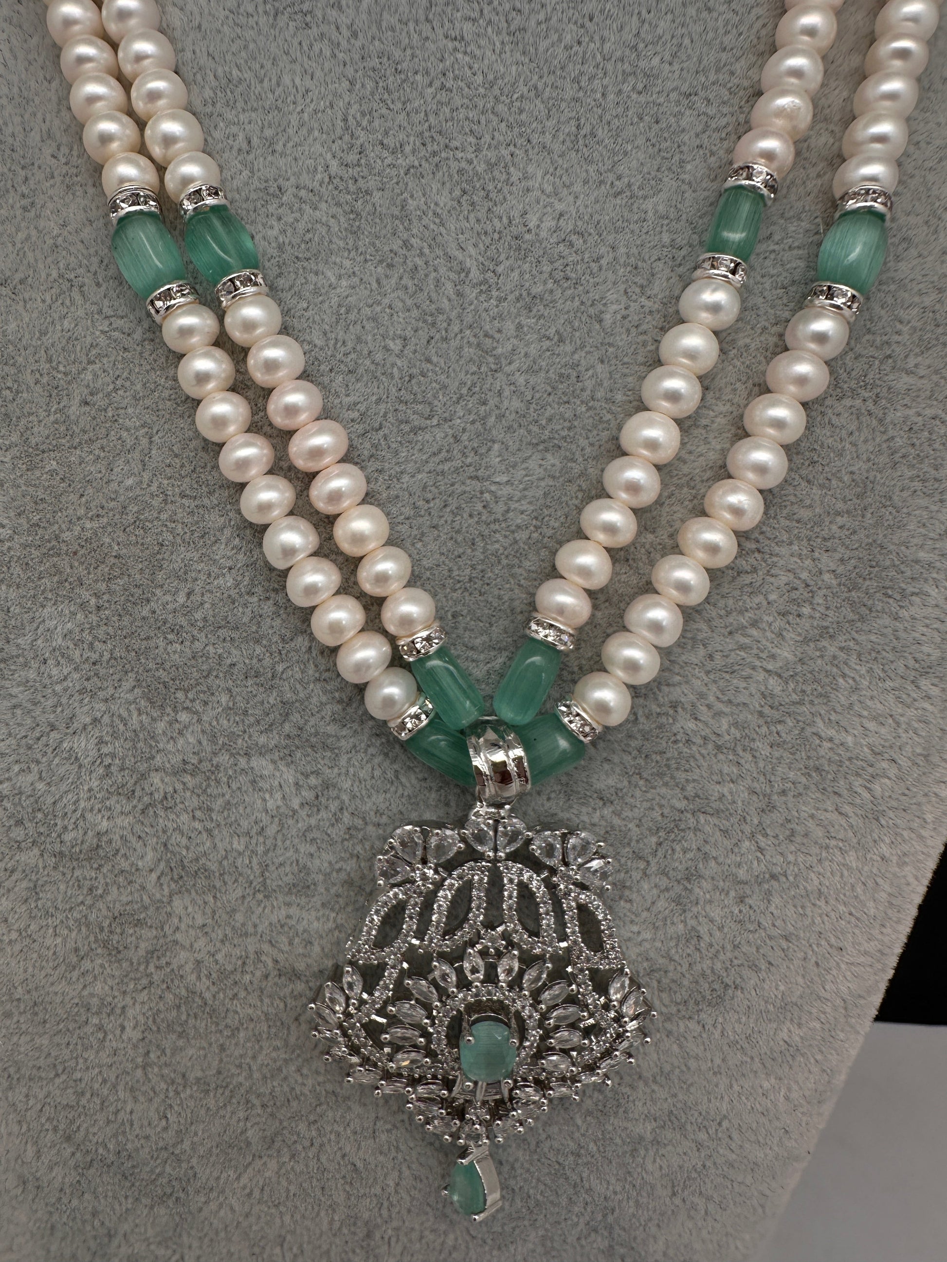 Real Fresh Water Pearls Color Stone Necklace - MintGreen