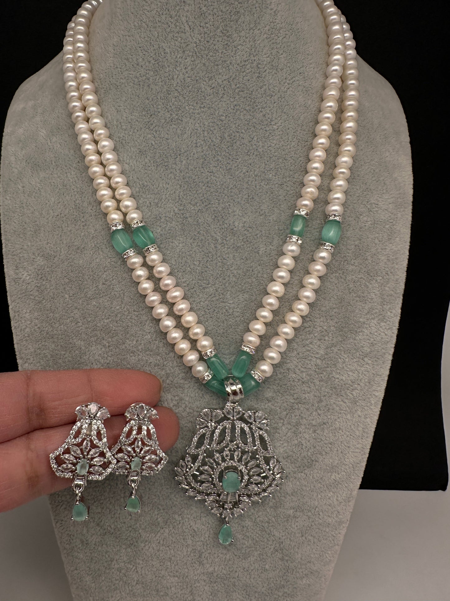 Real Fresh Water Pearls Color Stone Necklace - MintGreen