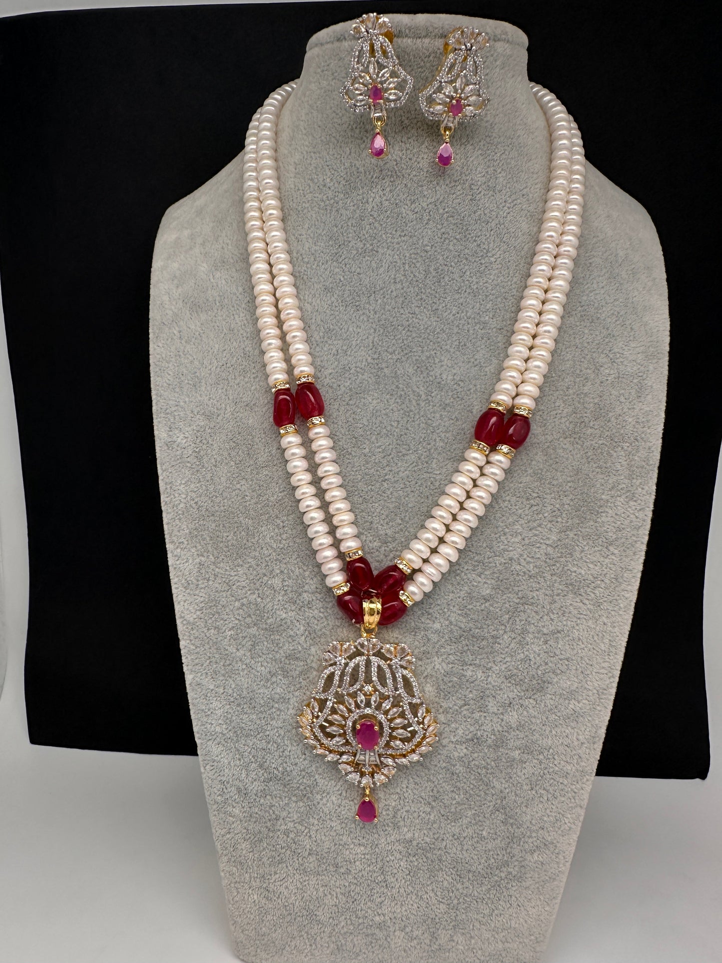 Real Fresh Water Pearls Color Stone Necklace - Red