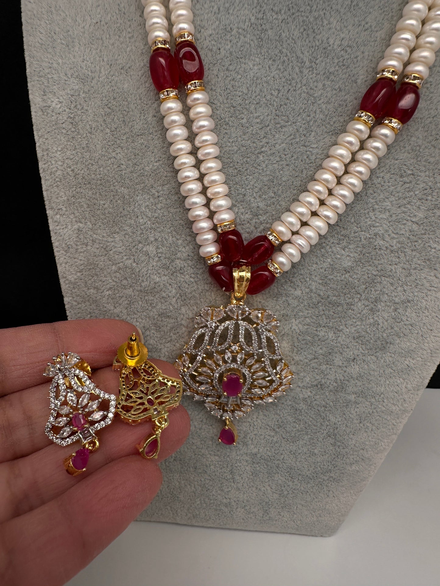 Real Fresh Water Pearls Color Stone Necklace - Red