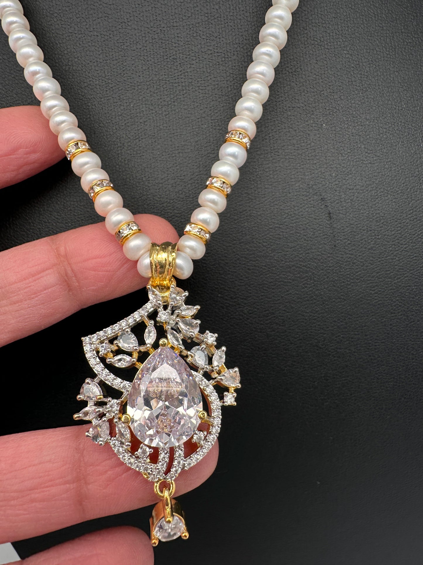 Real Fresh Water Pearls Single Line Clear Stone Necklace - 