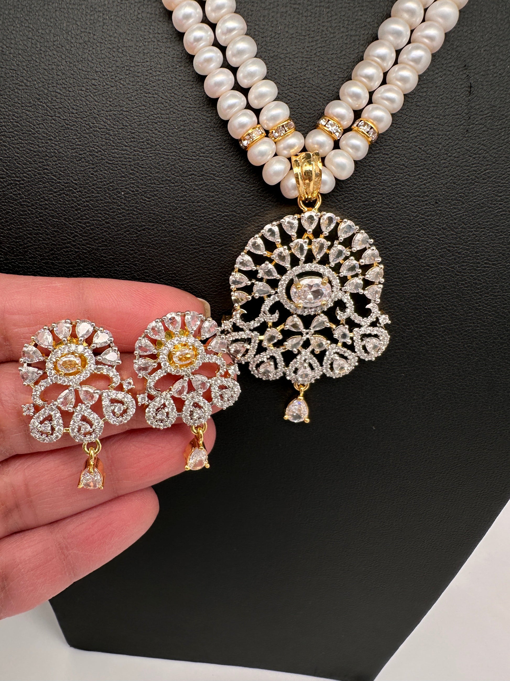 Real Fresh Water Pearls Clear Stone Silver Finish Necklace - Clear