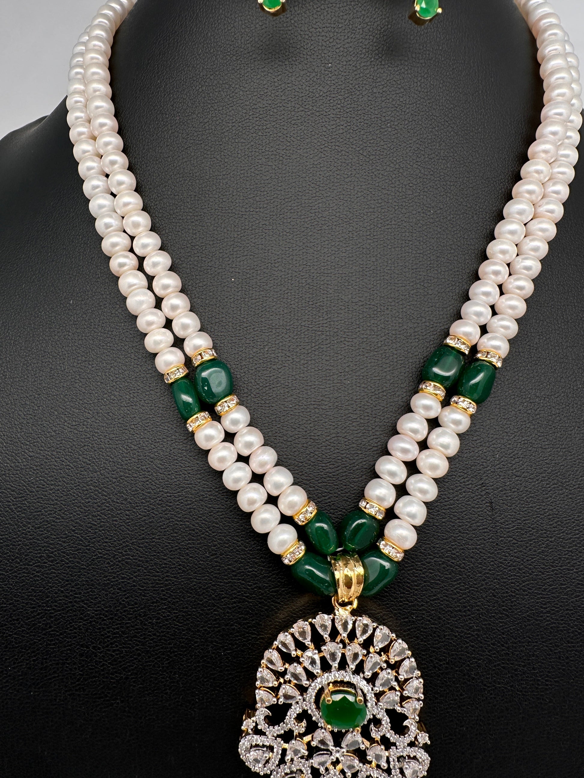 Real Fresh Water Pearls Clear Stone Silver Finish Necklace - Green