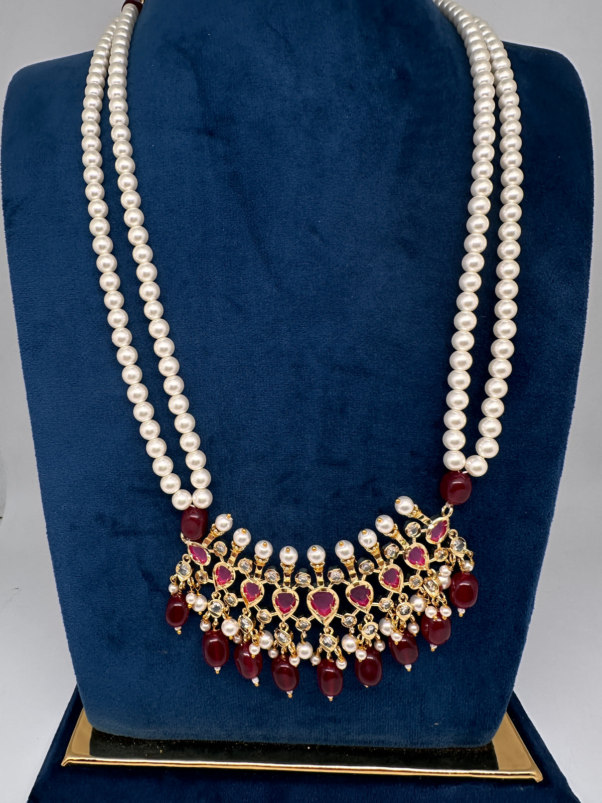 Tirmani Pearl Necklace With Chandballi Earrings - Red