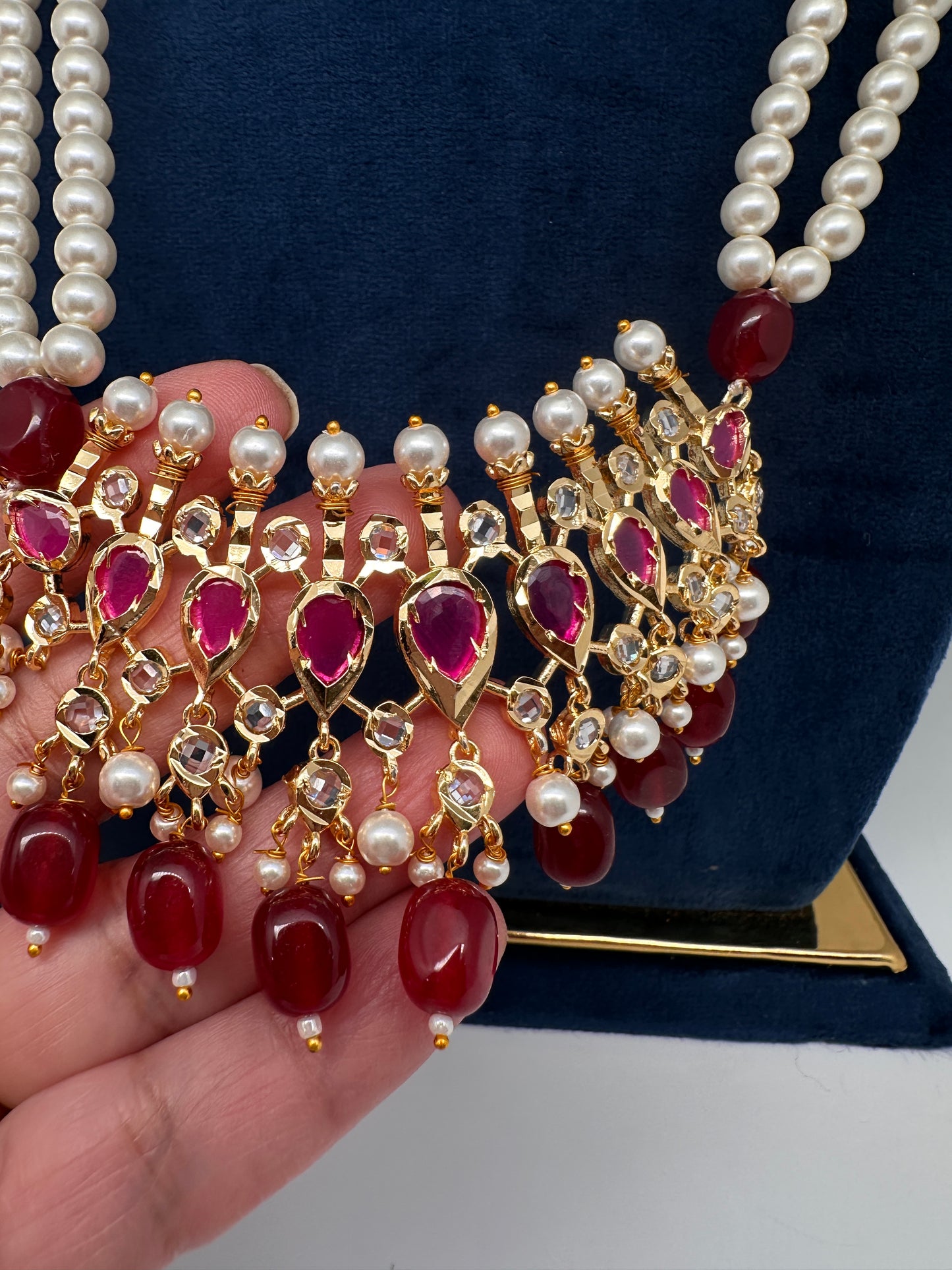 Tirmani Pearl Necklace With Chandballi Earrings - Red