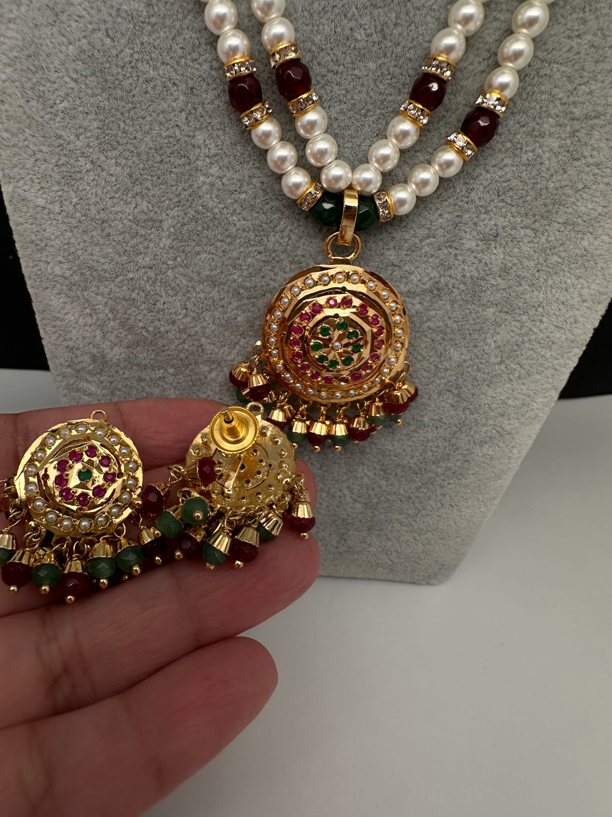 Hyderabadi Jadau Multi Color Pendent Pearls Short Necklace - 