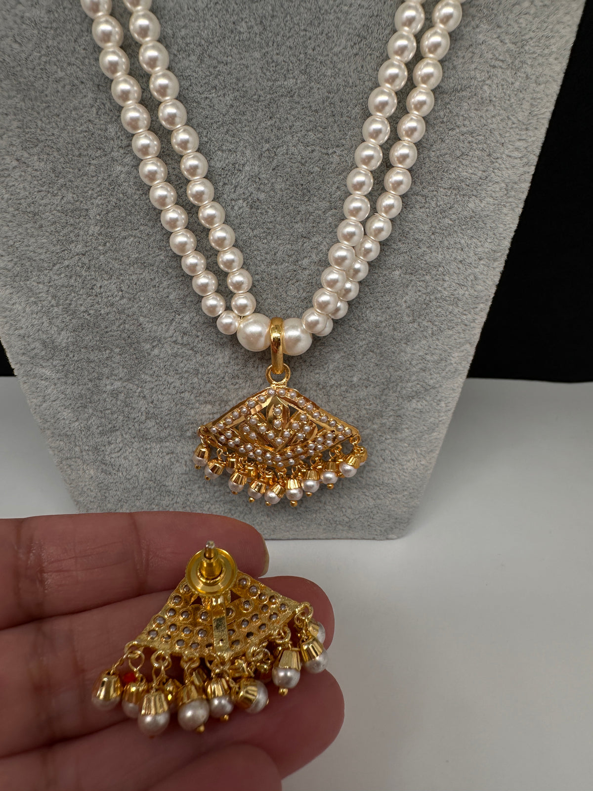 Hyderabadi Jadau Pendent Pearls Short Necklace - 