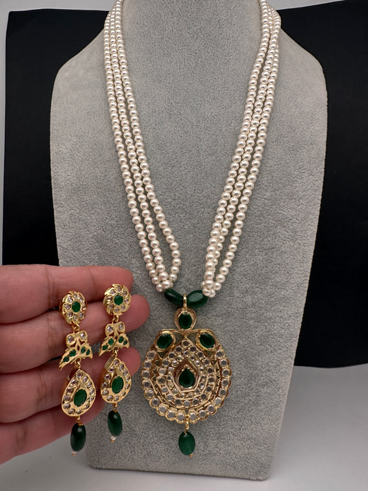 Green Hyderabadi Jadau Polki Jugni in Shell Pearls Short Necklace - 