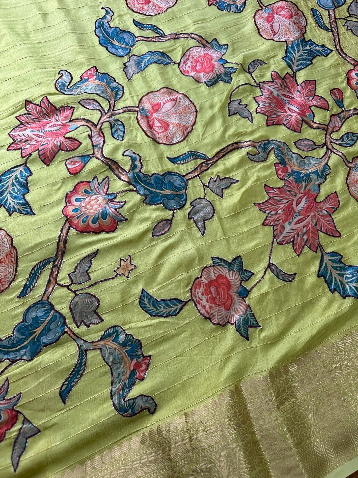 Kalamkari Patch Semi Crepe Green Saree comes with 2 Blouses