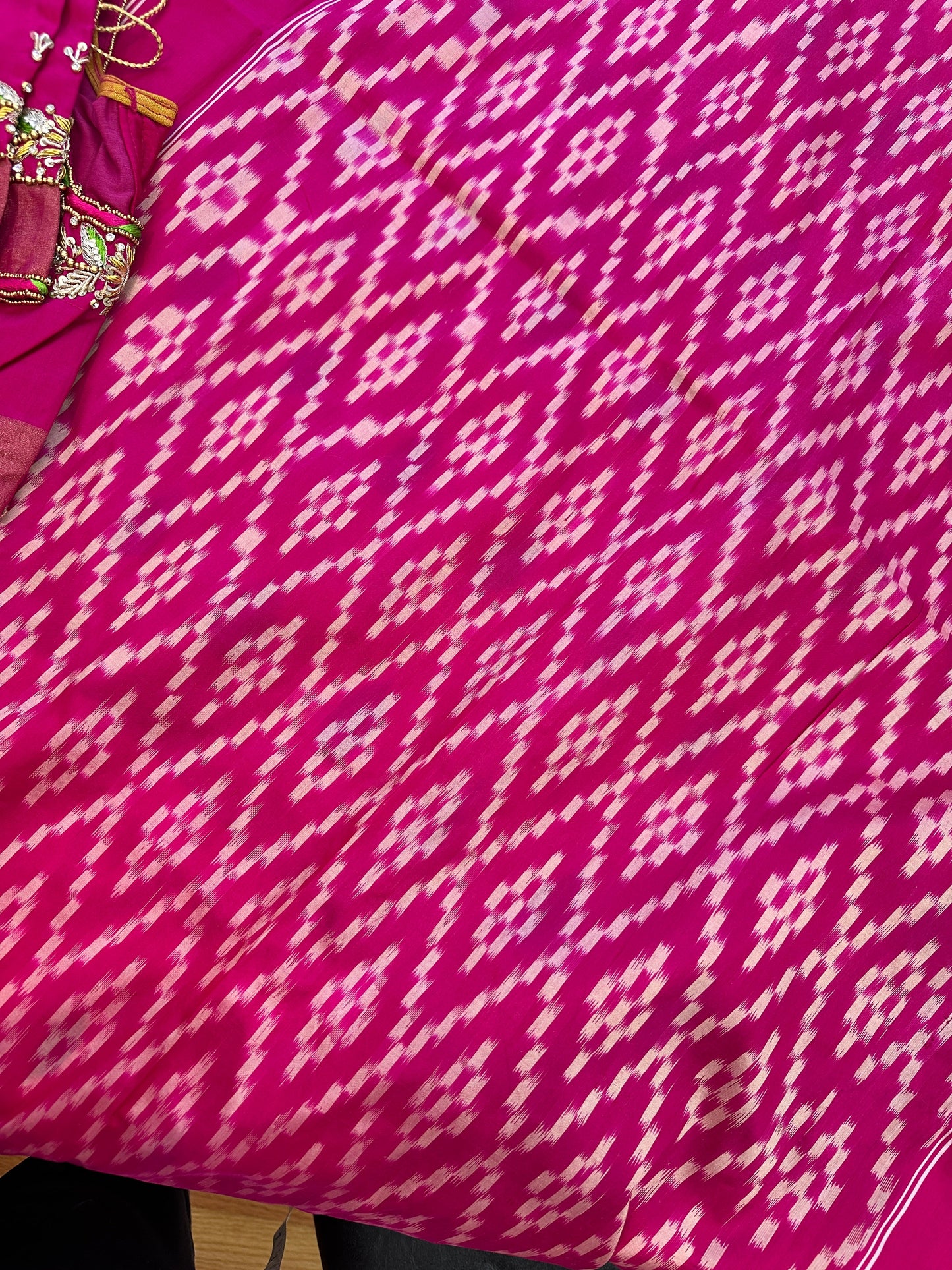 Pochampally Ikkat Pure Silk Mark Certified Saree