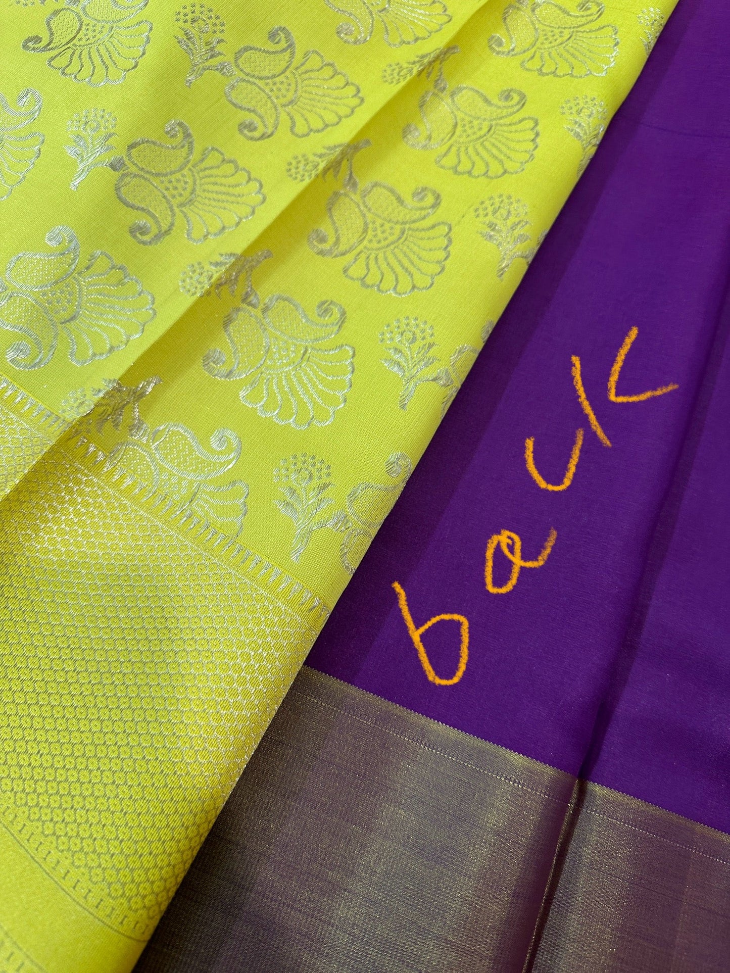 Brokate Semi Banarse Magenta Saree