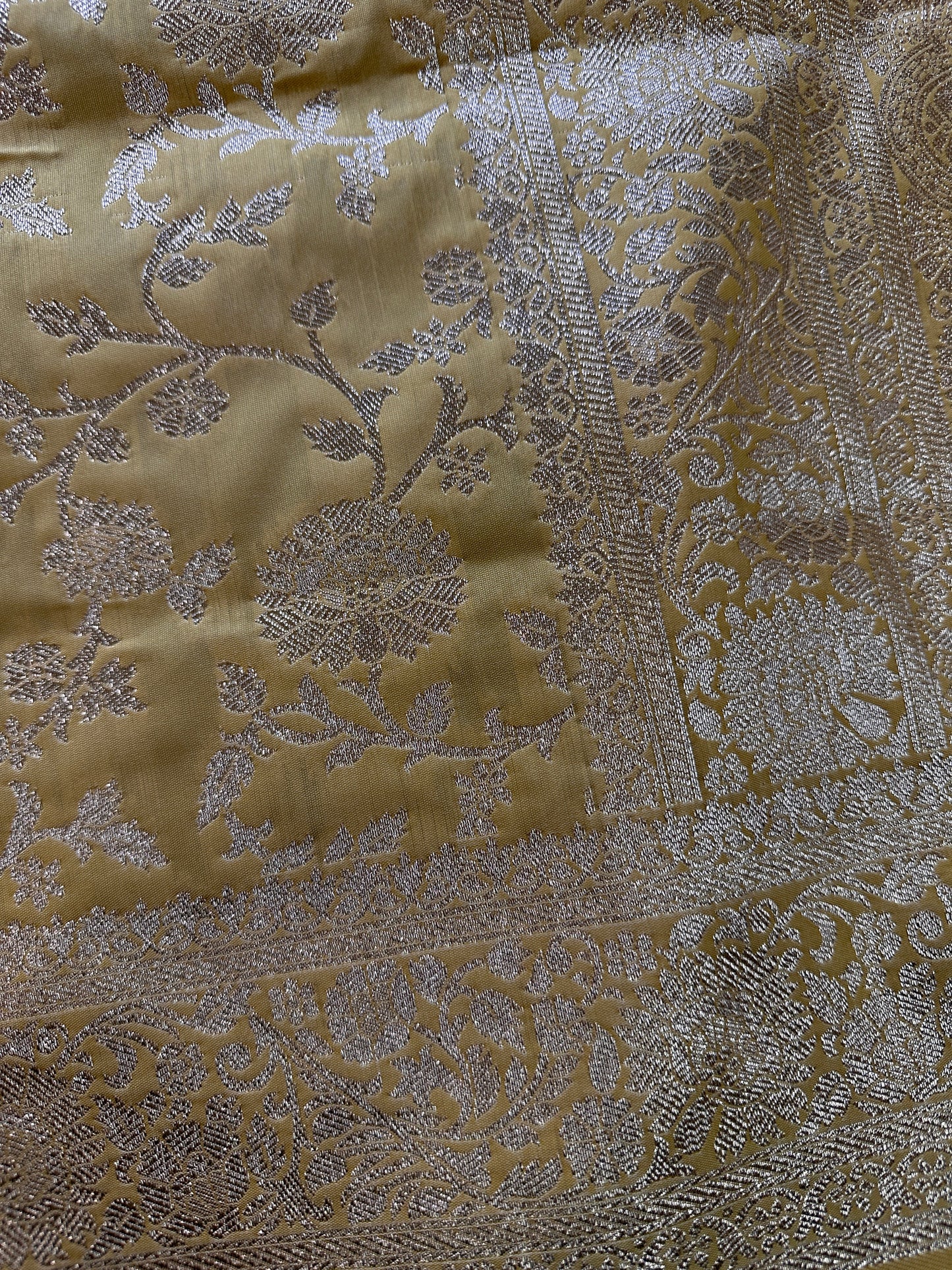 Creamish Yellow Semi Banarsee Silk Saree