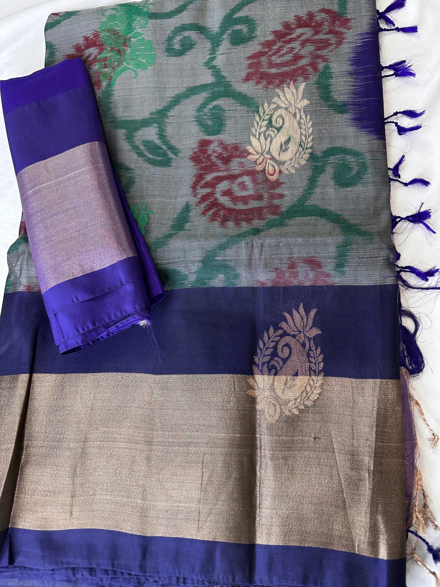 Grey Pochampally Soft Silk Saree