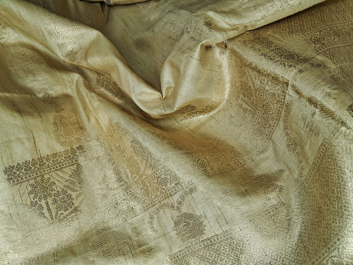 Creamish beigh Soft Silk Koyem Border Saree