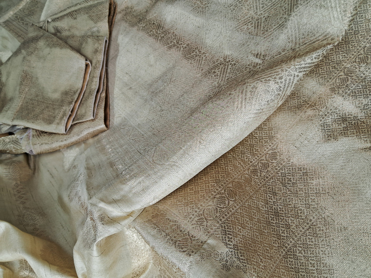 Creamish beigh Soft Silk Koyem Border Saree