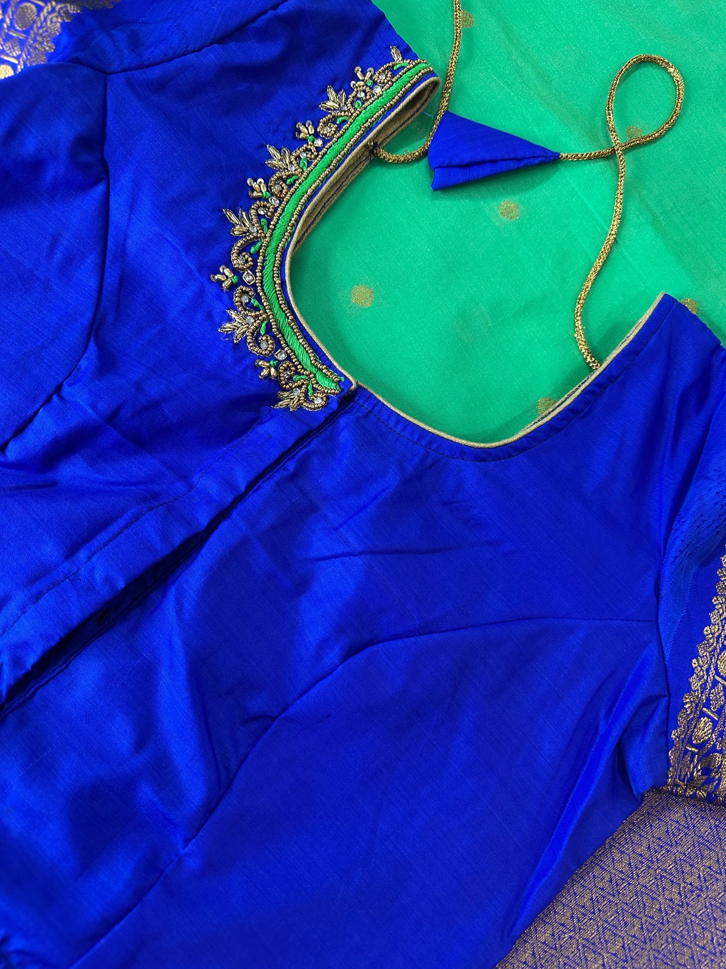 Green Blue Pattu Gadwal Saree