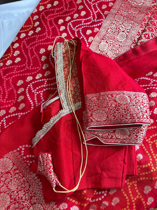 Red Bandhani Banarsse Saree