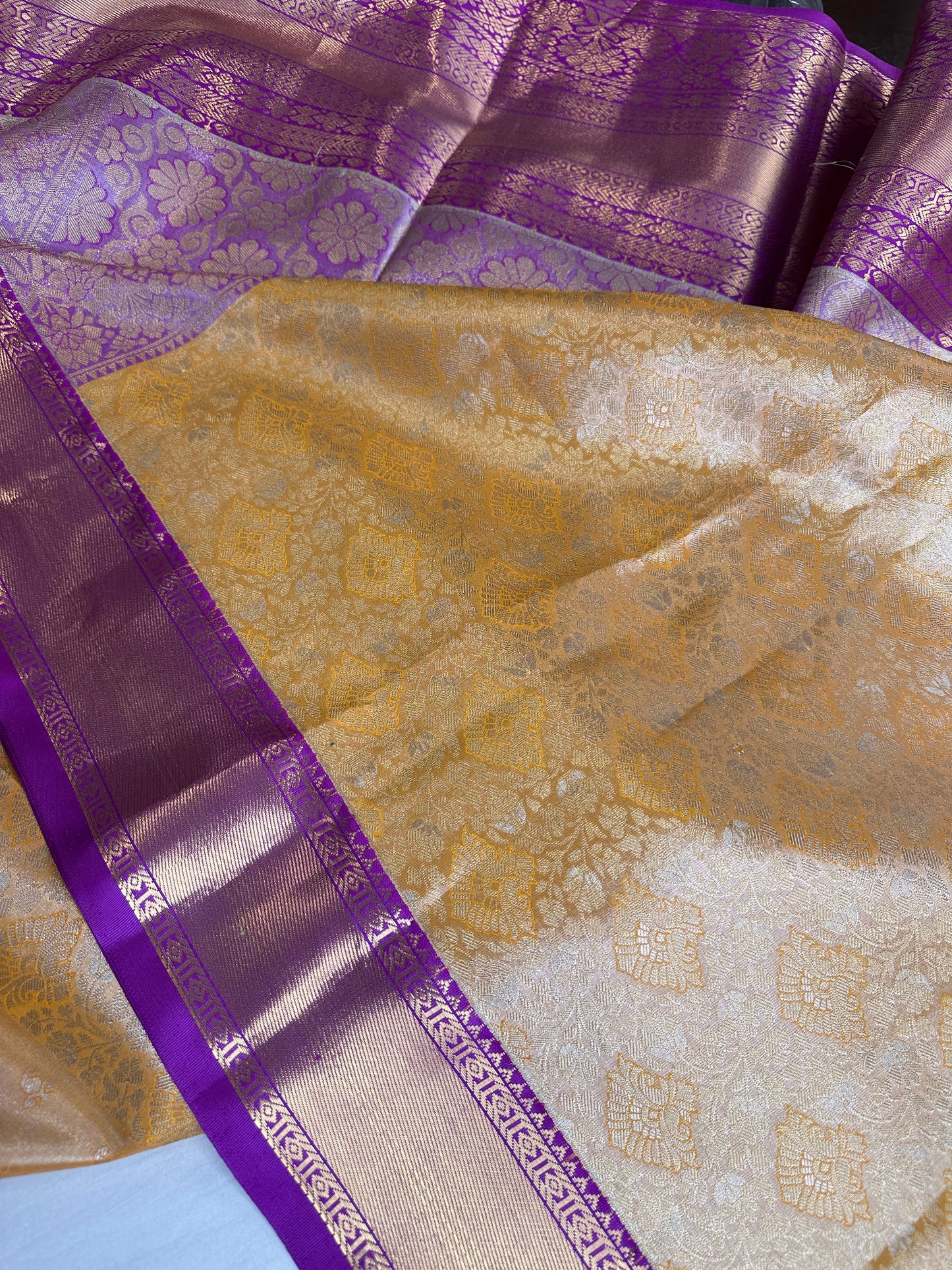 Kanchi Brocade Silk Pattu Gadwal Saree