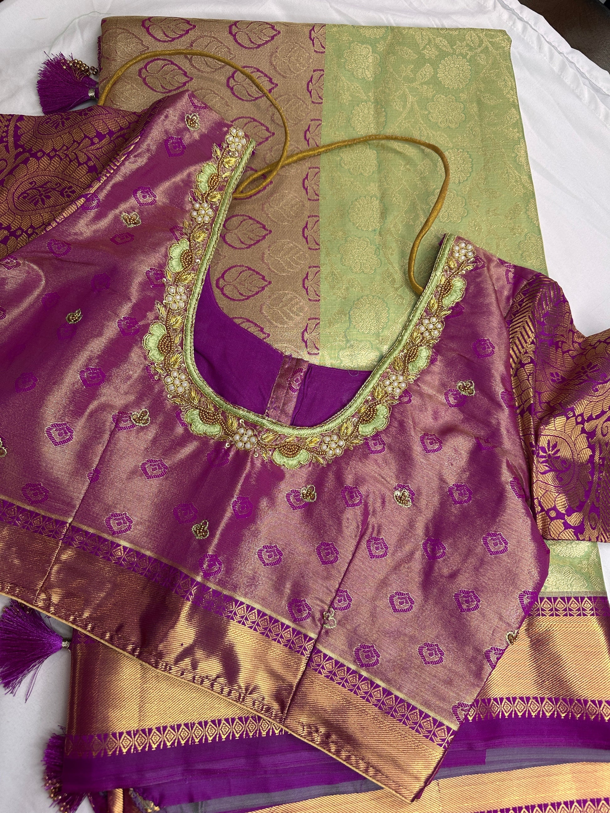 Kanchi Brocade Silk Pattu Gadwal Saree