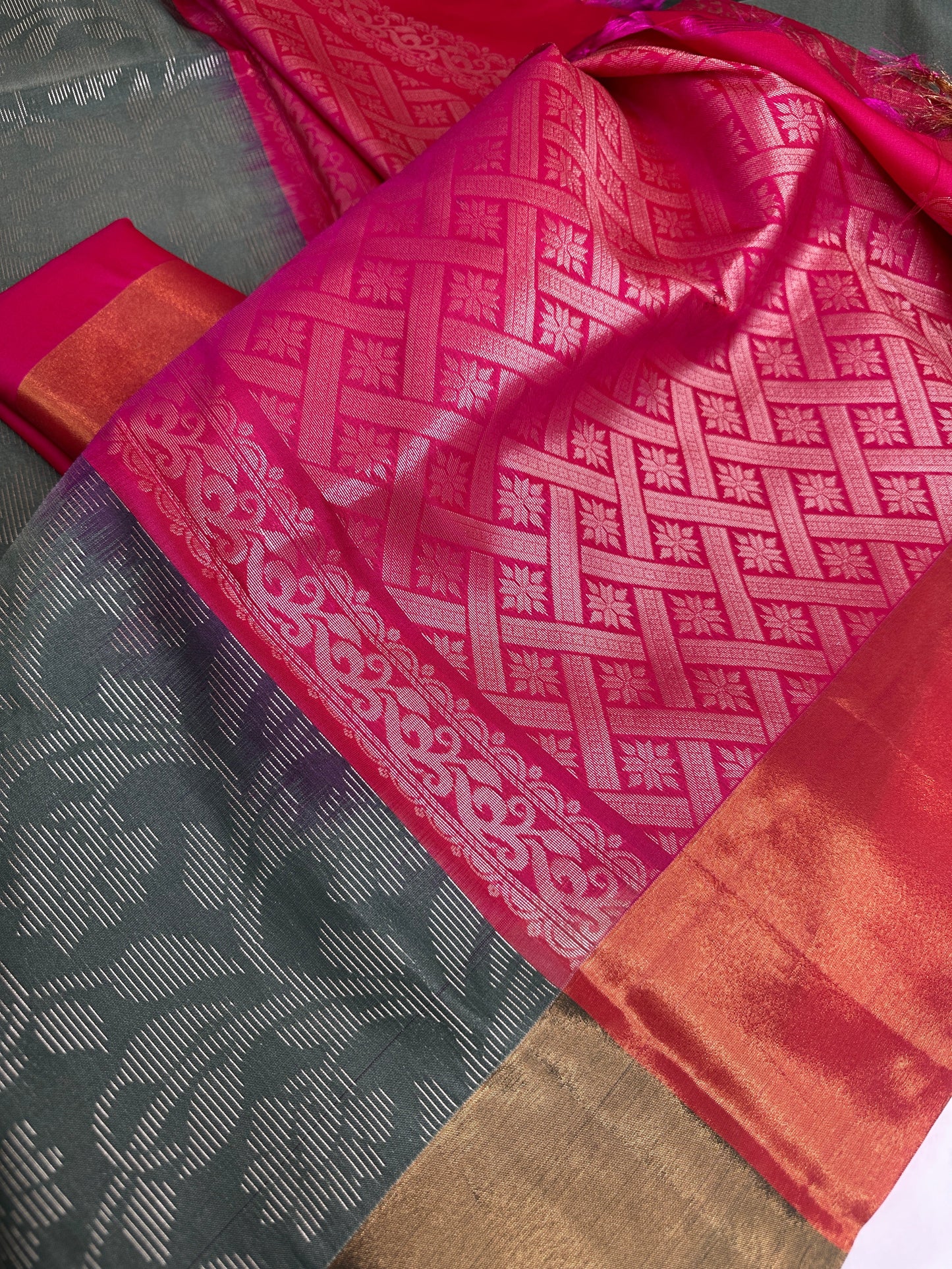 Magalgiri Soft Silk Saree