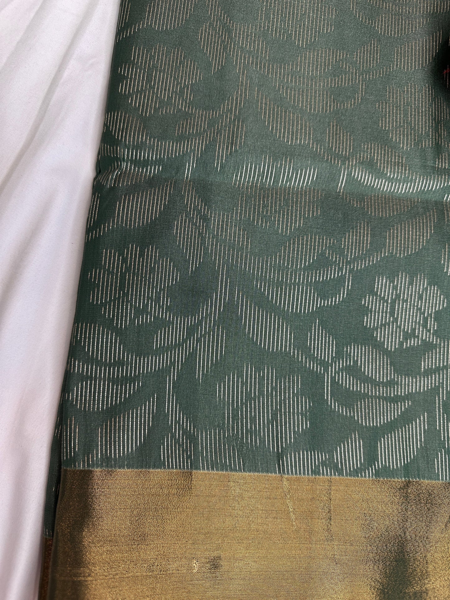 Magalgiri Soft Silk Saree