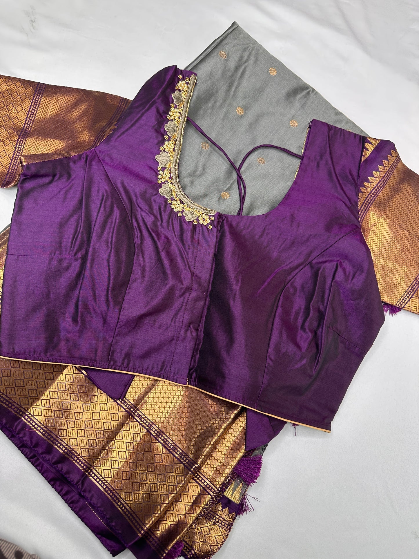 Gray Purple Semi Silk Pattu Gadwal Saree