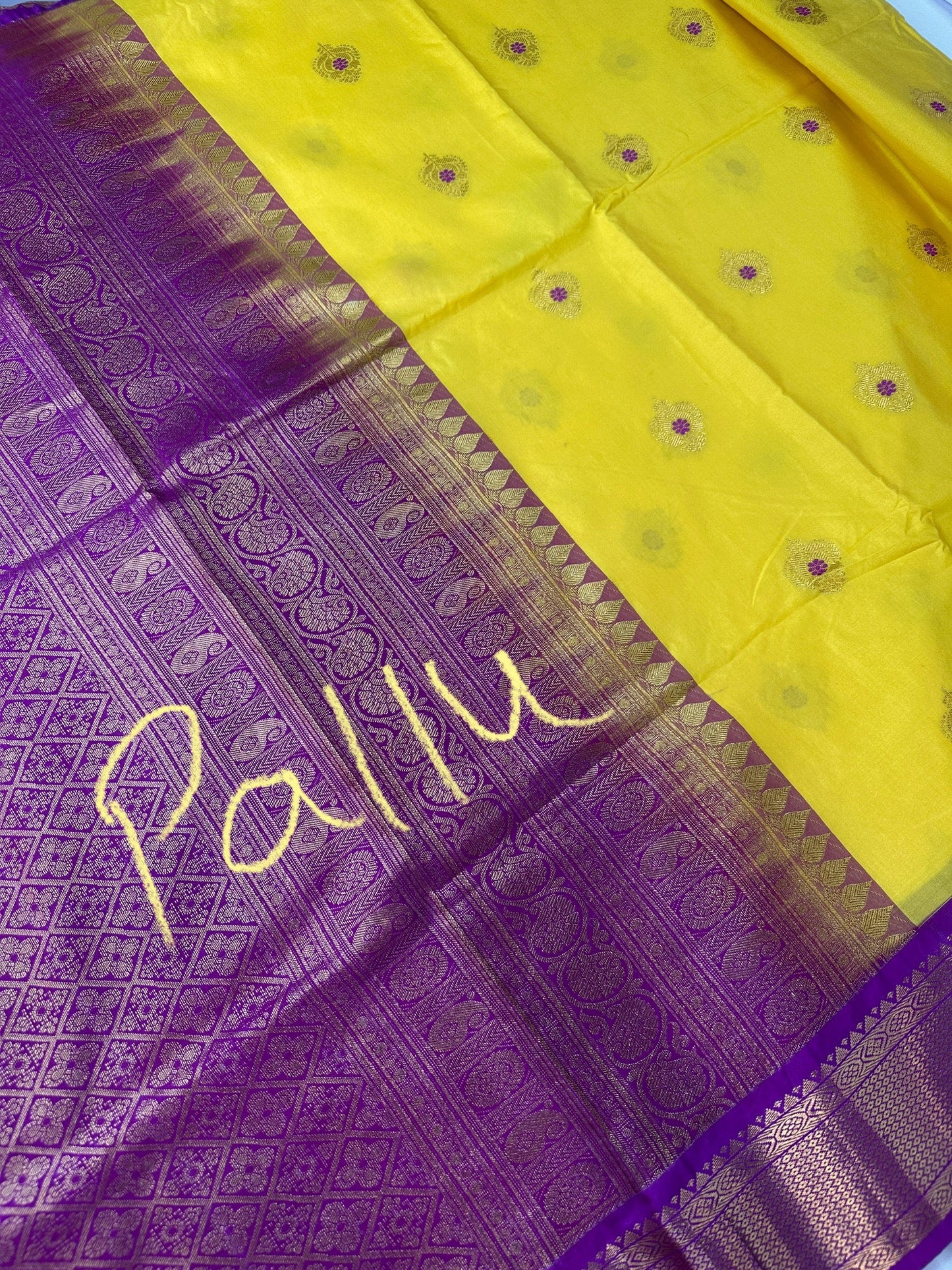 Yellow Semi Silk Pattu Gadwal Saree