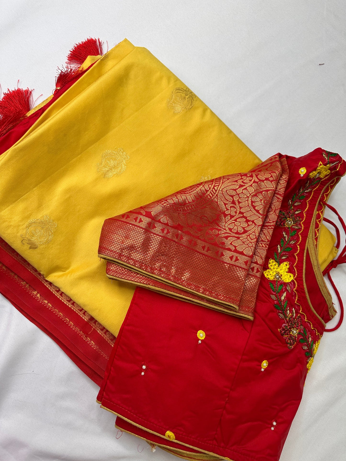 Yellow Red Semi Silk Pattu Gadwal Saree
