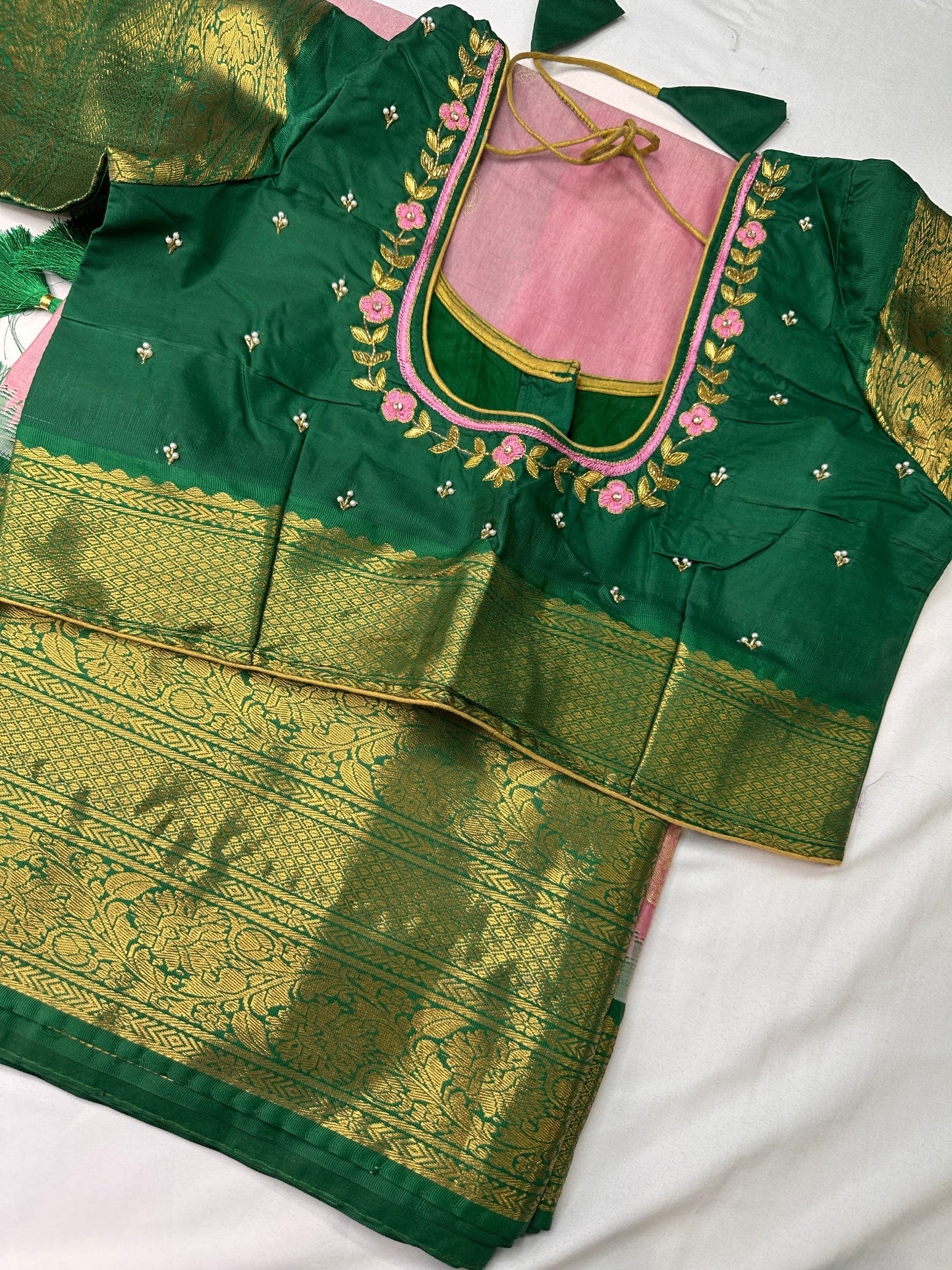 Pink Green Semi Silk Pattu Gadwal Saree