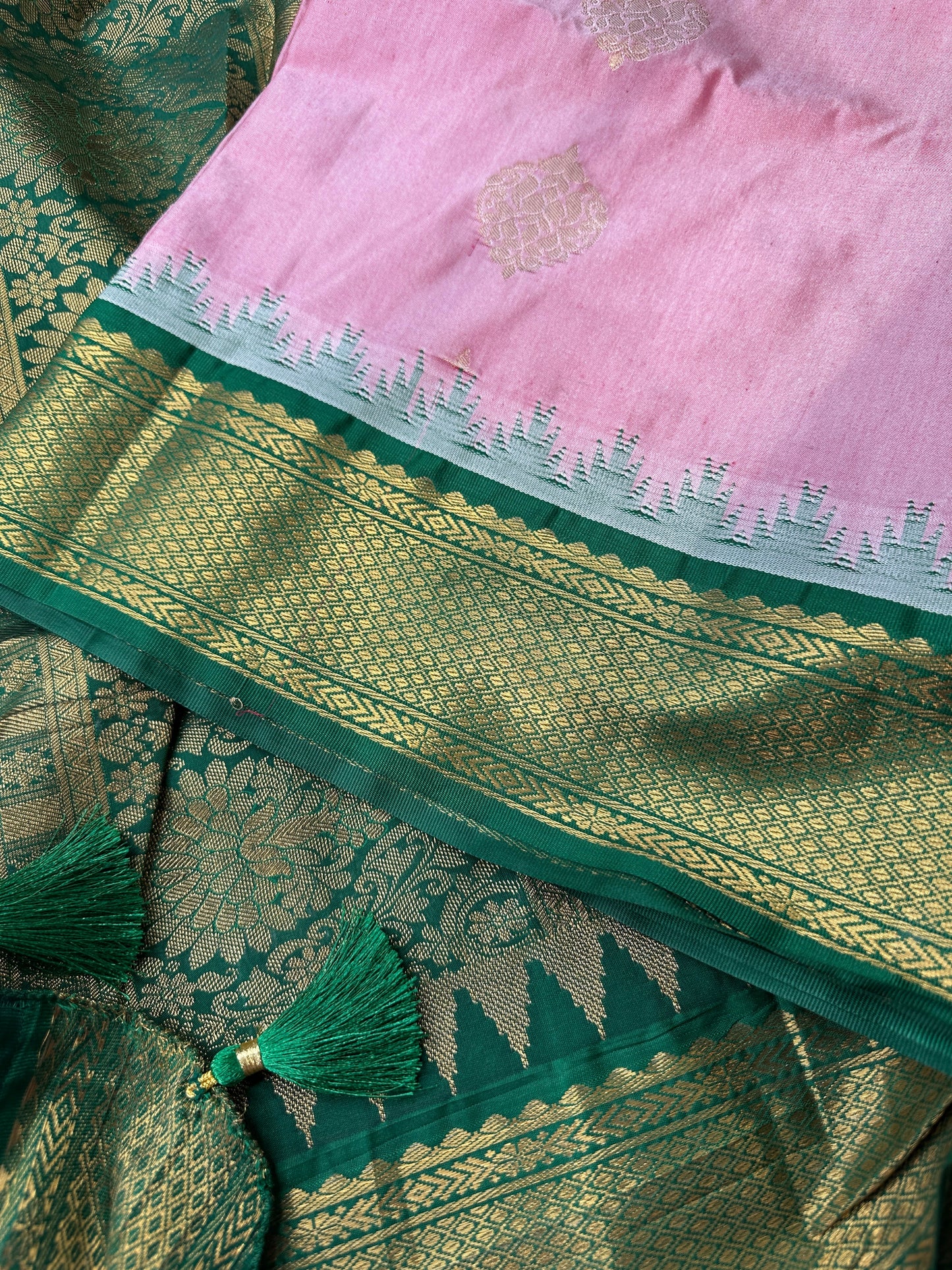 Pink Green Semi Silk Pattu Gadwal Saree