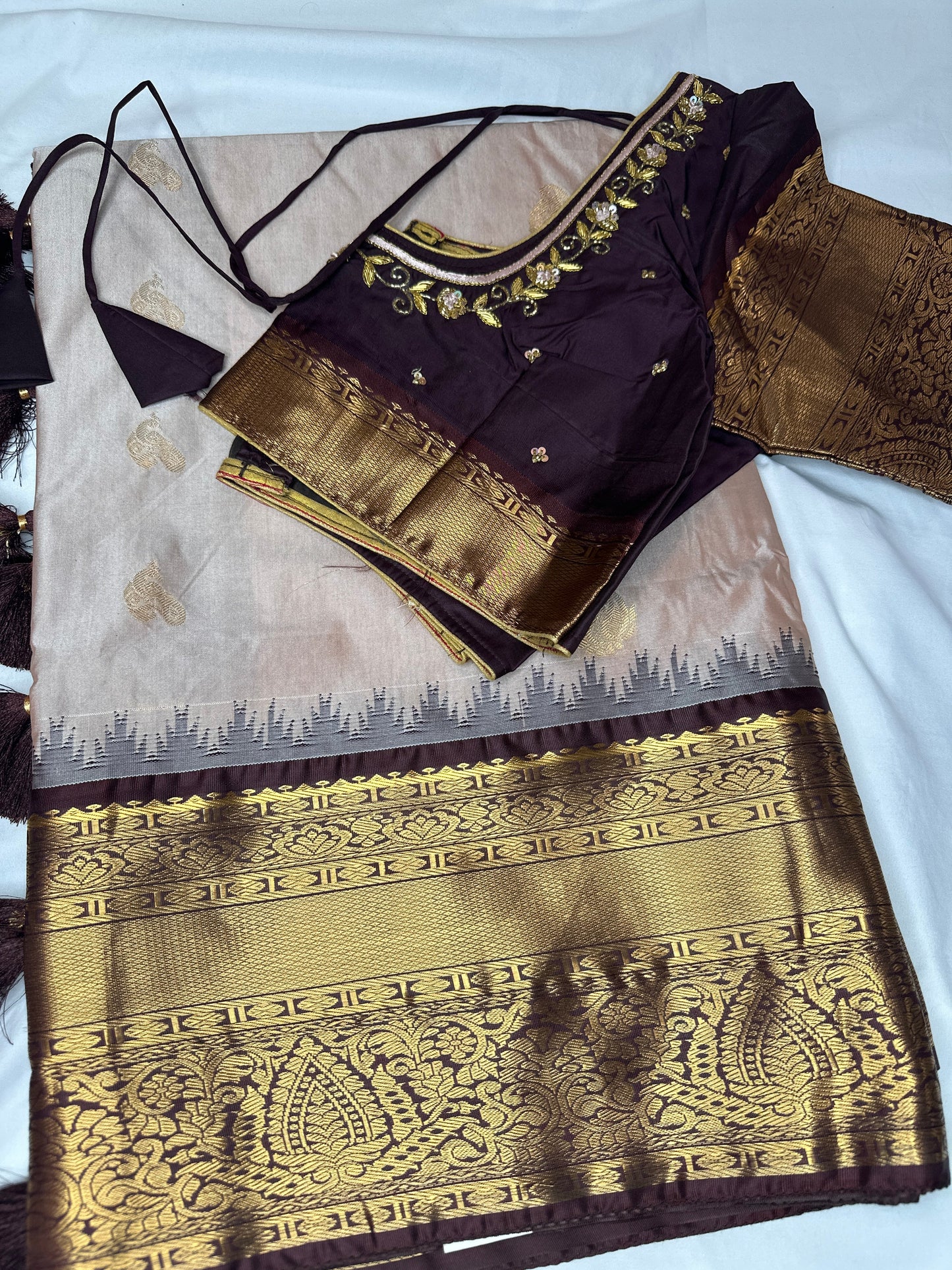 Brown Pure Silk Pattu Gadwal Saree